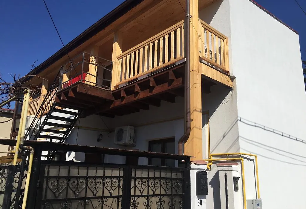 Casa Faleza-1